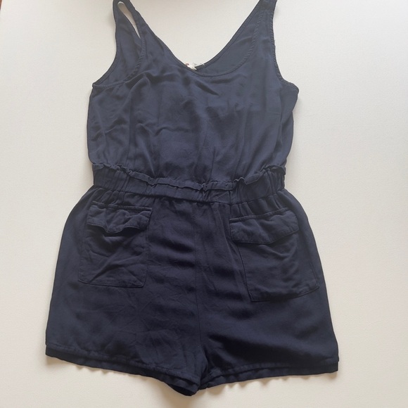 Ci Sono Pants - EUC Ci Sono Dark Blue Romper Size Large (E3)